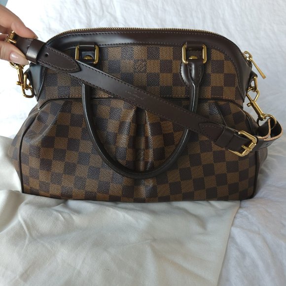 Louis Vuitton Trevi PM in Damier Ebene - Picture 3 of 15